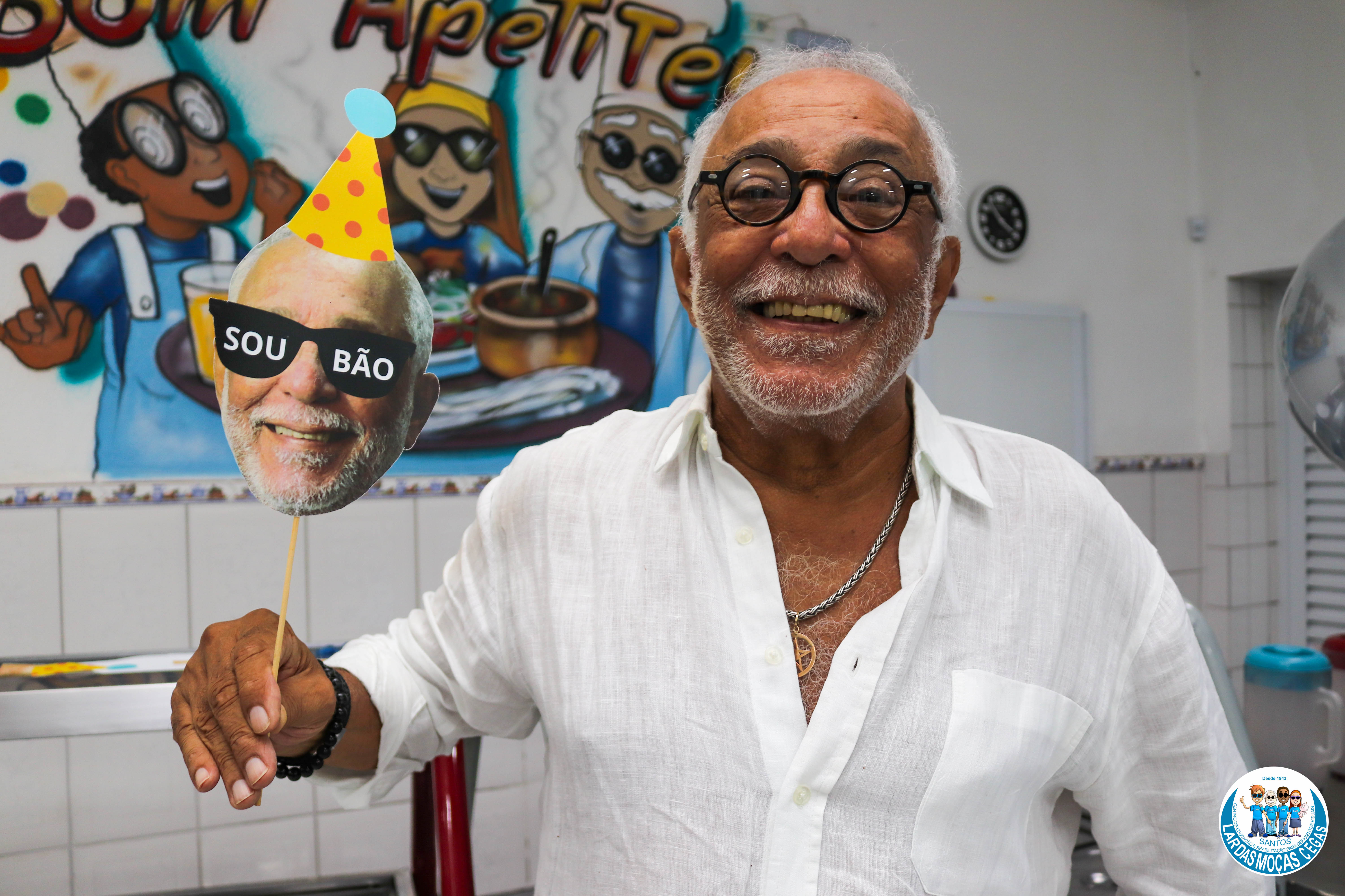 Feliz aniversário, Calucho! | Lar das Moças Cegas